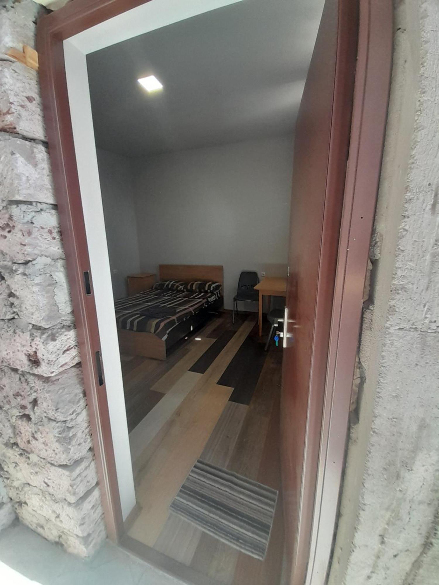 Art Guest House In Kaskad エレバン エクステリア 写真